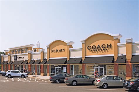 queenstown premium outlets locations.